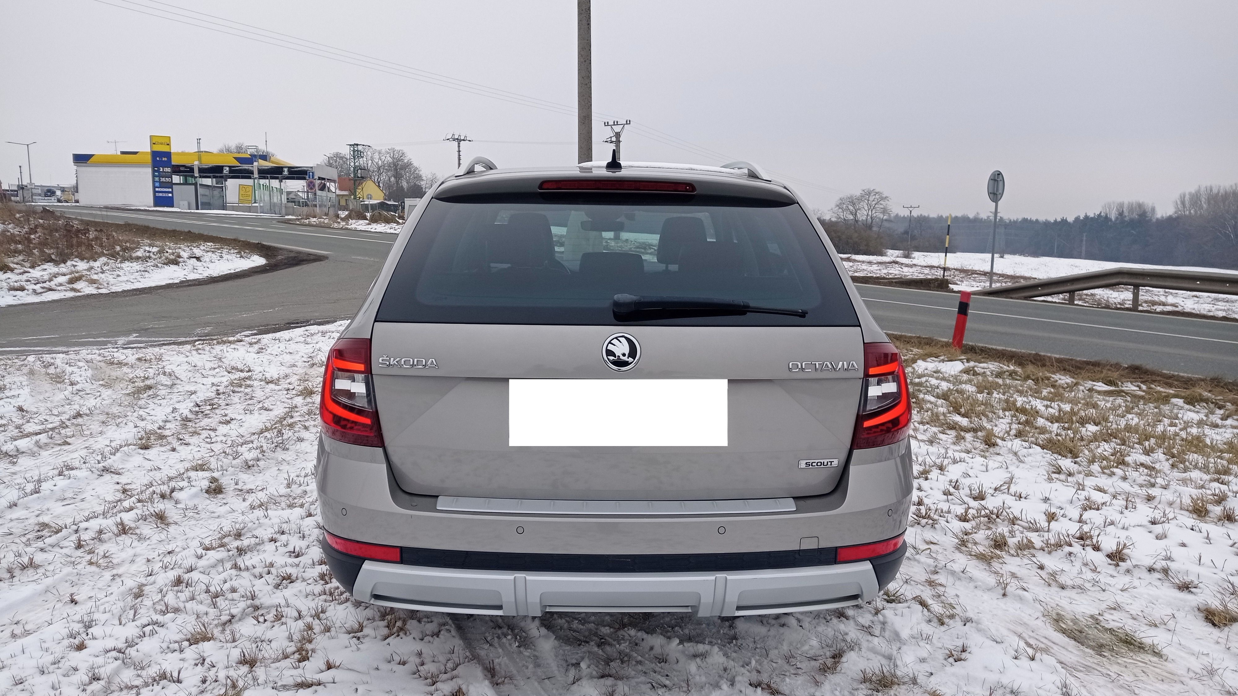 Škoda Octavia, 2.0 TDI 135 kW 4x4 DSG Scout - fotka 6