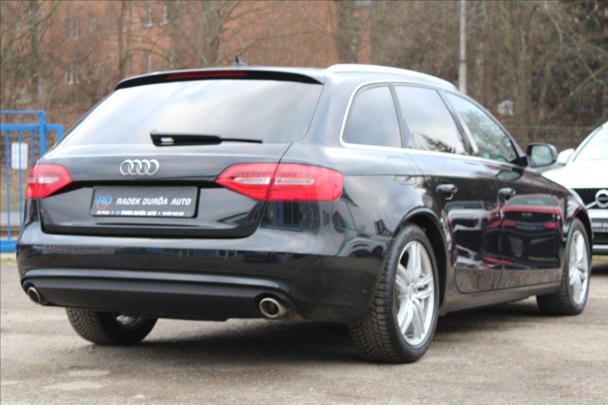 Audi A4 Avant, 3,0 TDI  V6,AUTOMAT,4x4 - fotka 5