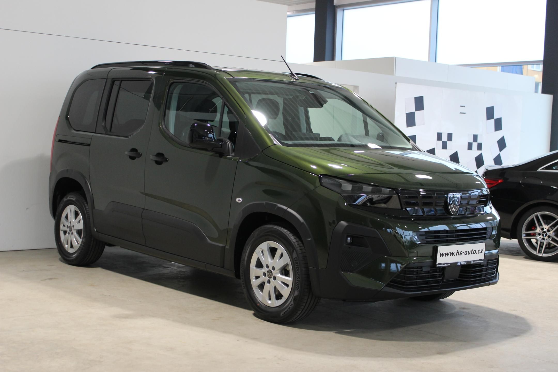 Peugeot Rifter, ALLURE PureTech 110 S&S MAN6