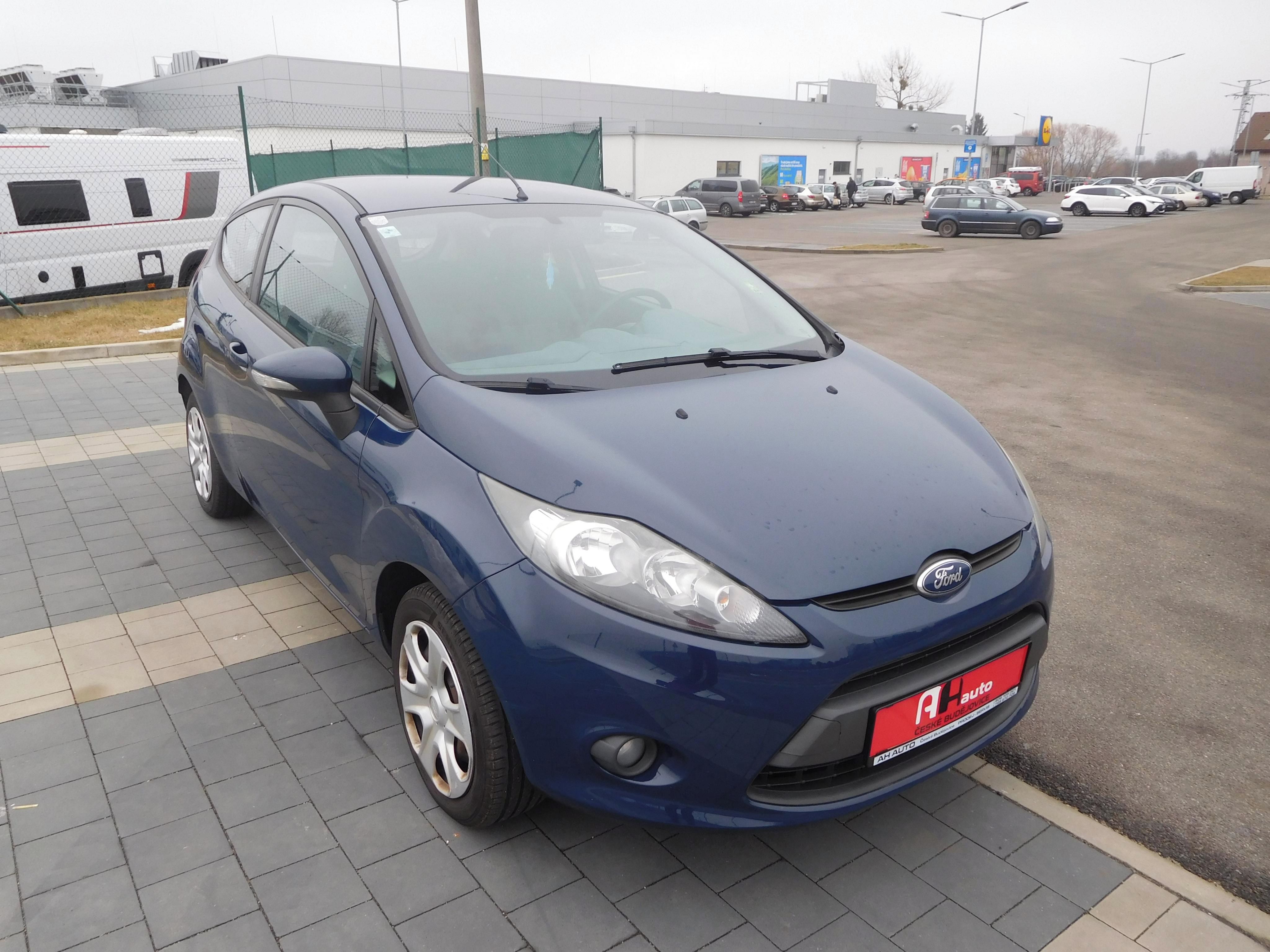 Ford Fiesta, 1,25i Trend, 44 kW, Klima - fotka 2