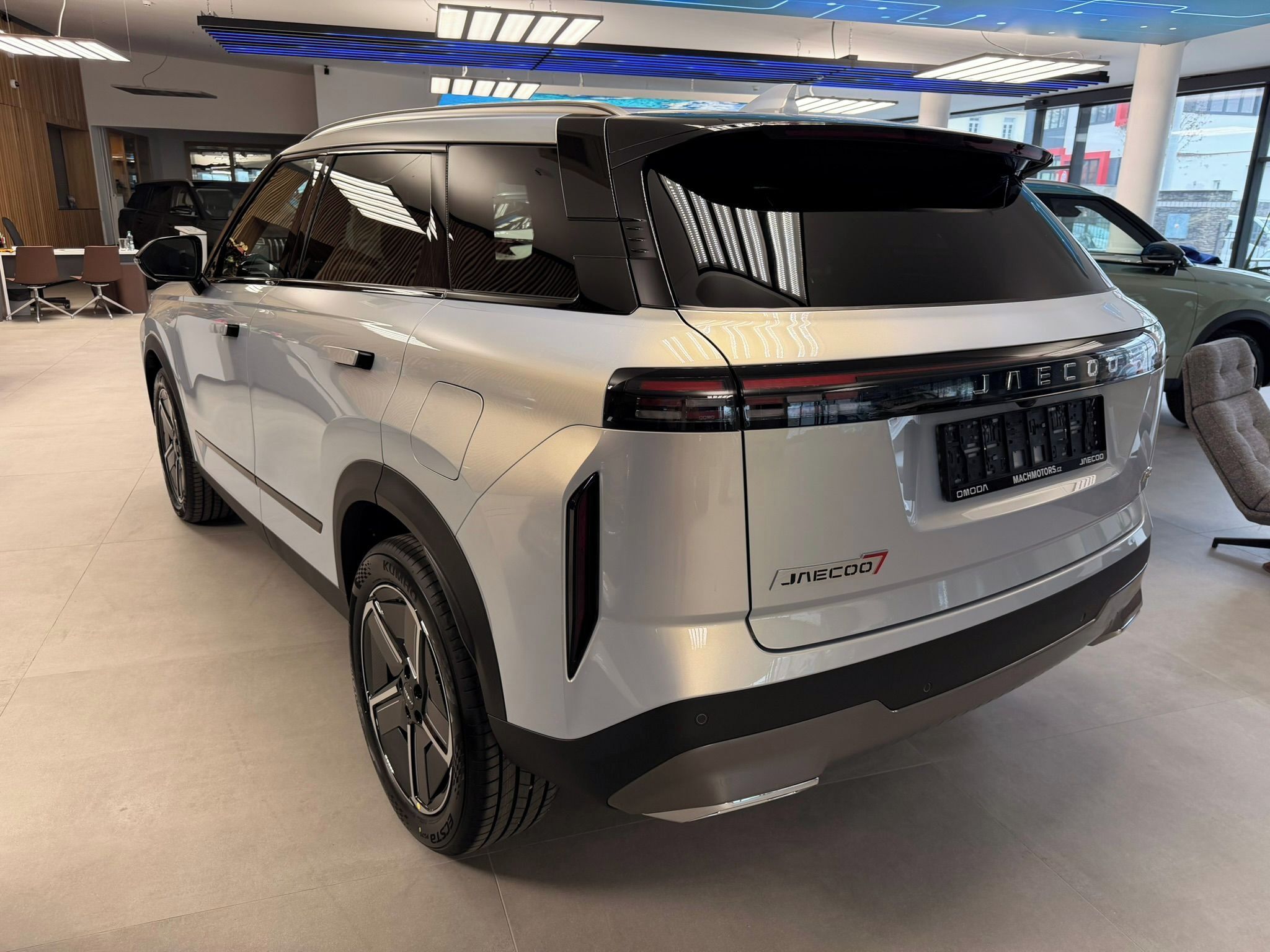 Jaecoo 7, 1.6 T-GDI FWD DCT LUXURY - fotka 2