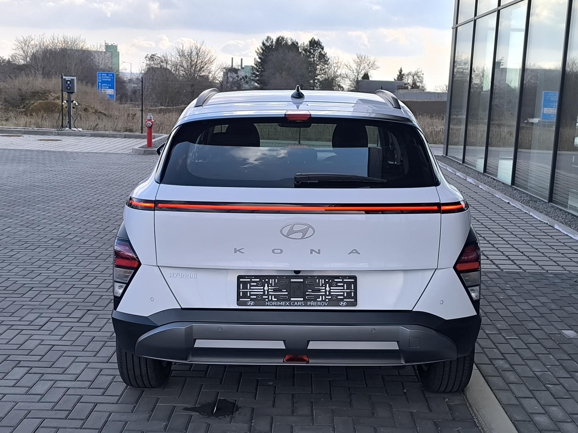 Hyundai Kona, 1,6 T-GDI 2WD DCT SMART TECH - fotka 5