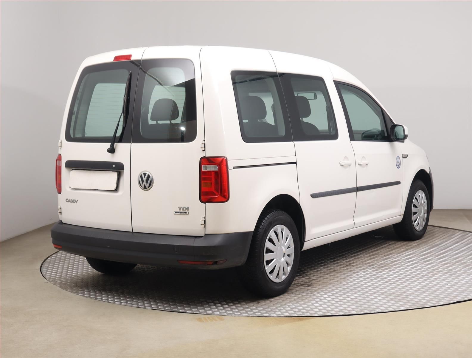 Volkswagen Caddy, 2.0 TDI, 5Míst, Klima, ČR - fotka 5