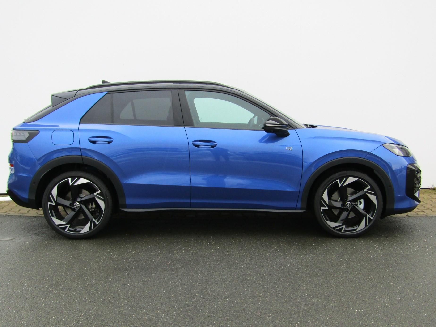 Volkswagen T-Roc, R-Line 1,5 eTSI 110 kW 7DSG - fotka 3