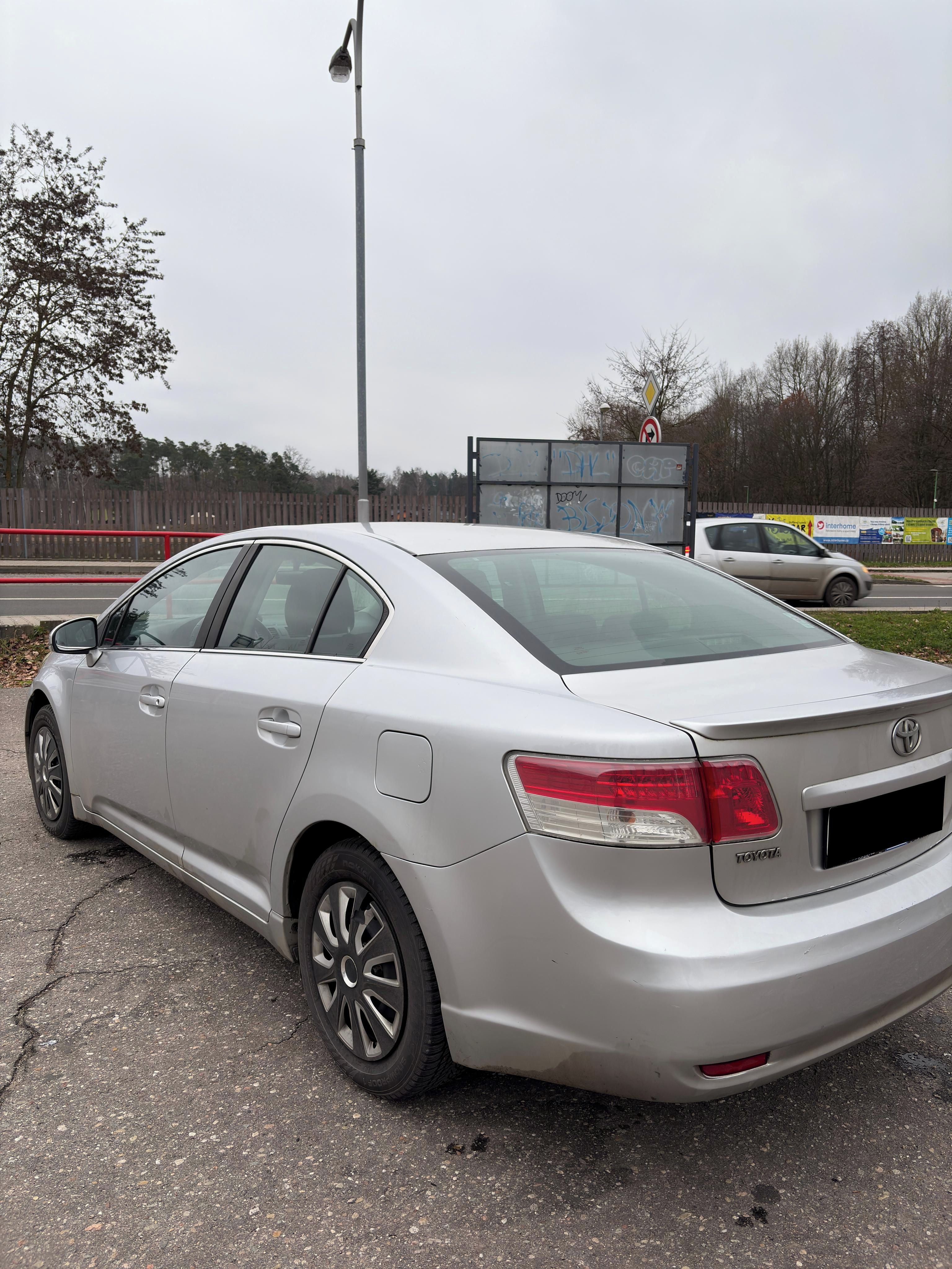 Toyota Avensis, Toyota Avensis T27 - fotka 5