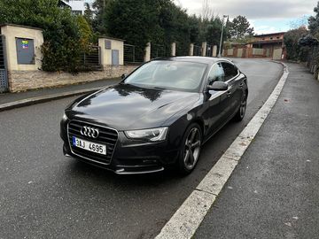 2.0 TDI MANUÁL SPORTBACK S-LIN