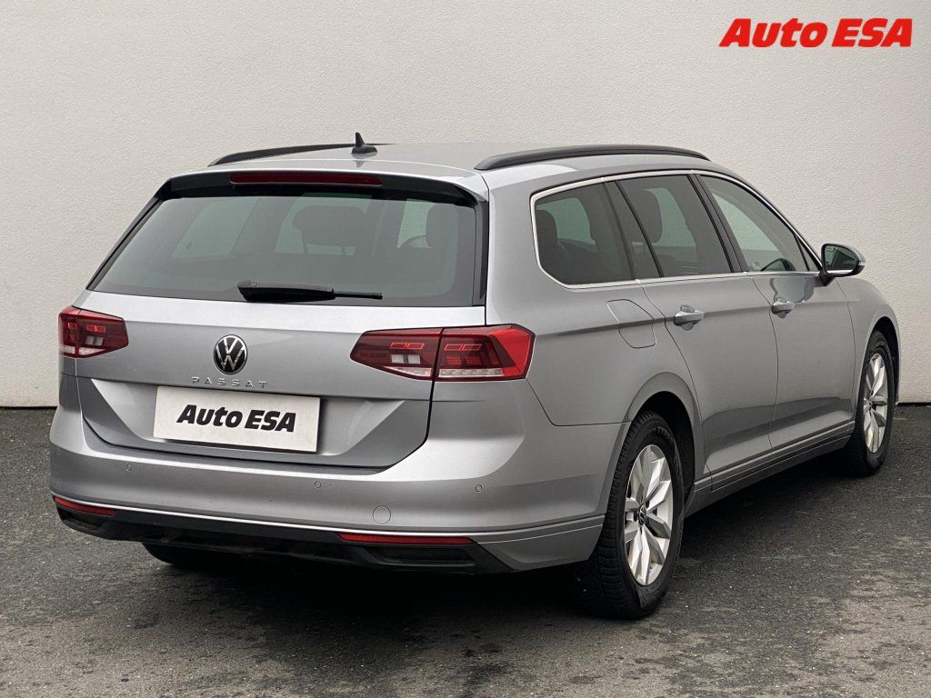 Volkswagen Passat, 2.0 TDi,Business,DSG,TZ - fotka 4