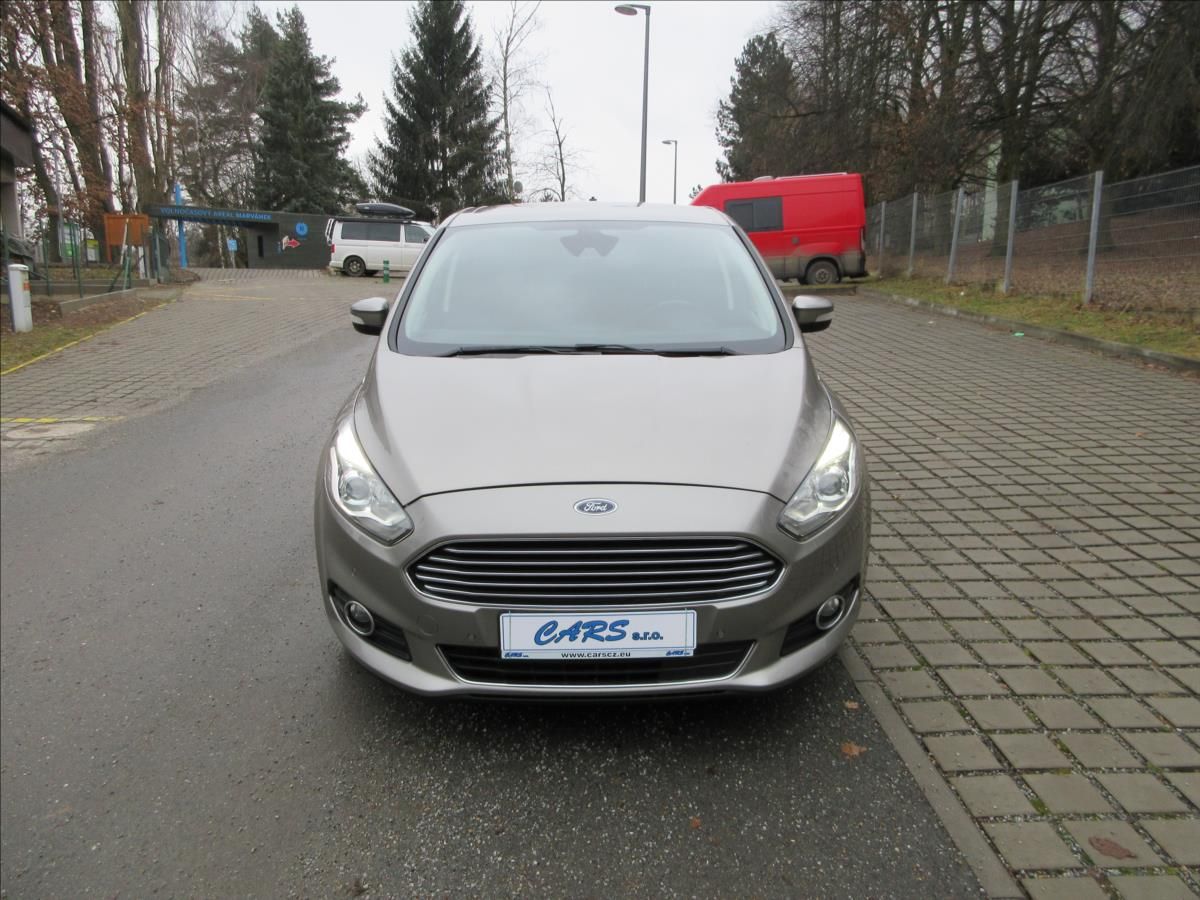 Ford S-MAX, 2,0 TDCi 132Kw, 4x4, 7míst, No - fotka 3