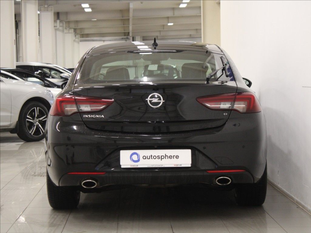 Opel Insignia, 2,0 CDTi 154kW 4x4 AT 64tkm! - fotka 4