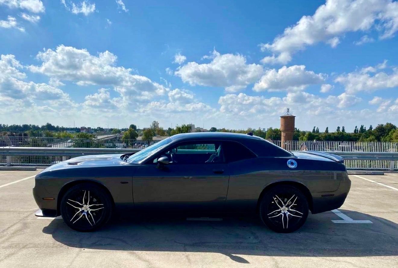 Dodge Challenger, 3.6L 4x4 GT Alcantara - fotka 3