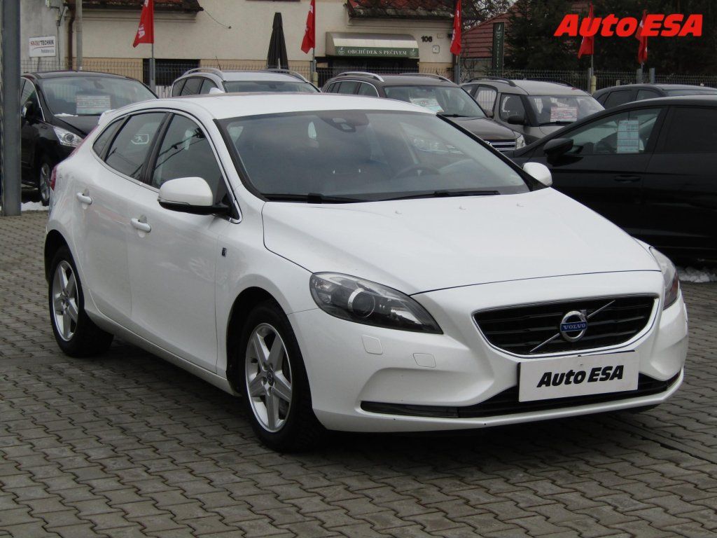 Volvo V40, 2.0 D,Navi,xenon,kůže