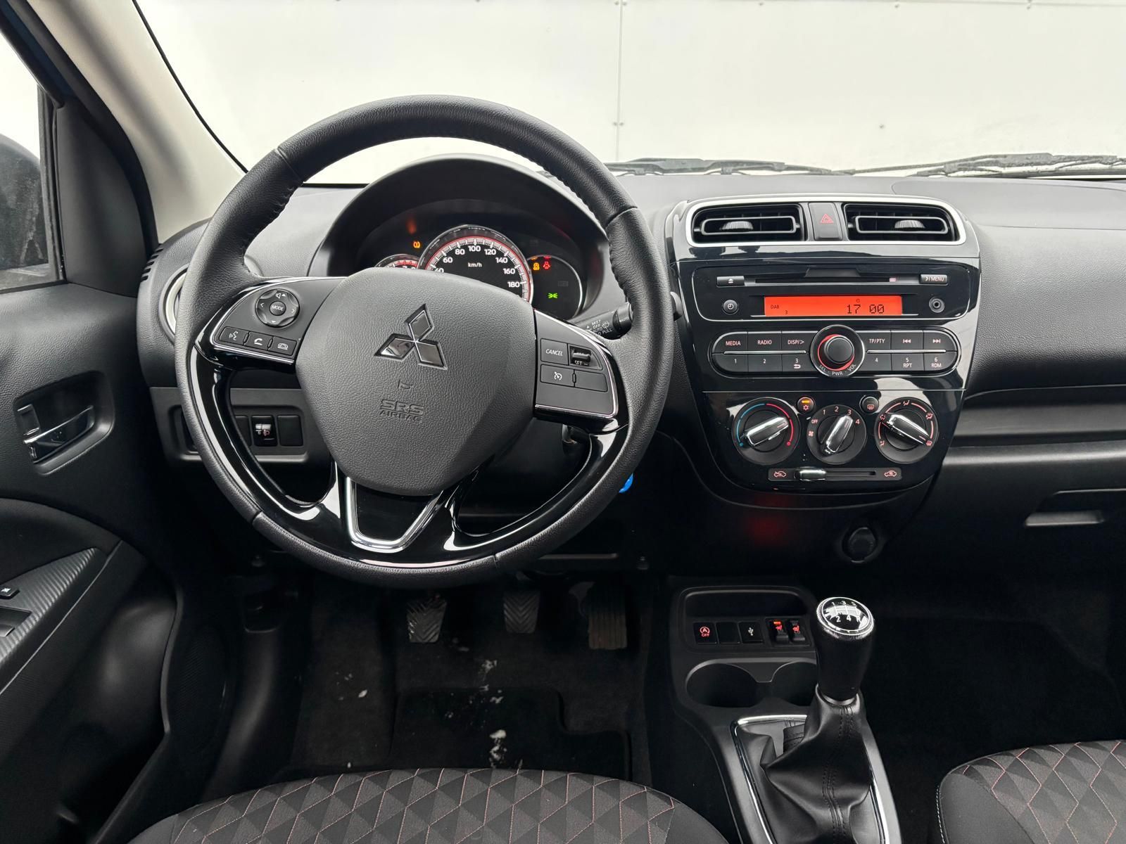 Mitsubishi Space Star, 1.2 MIVEC 59kW - fotka 5