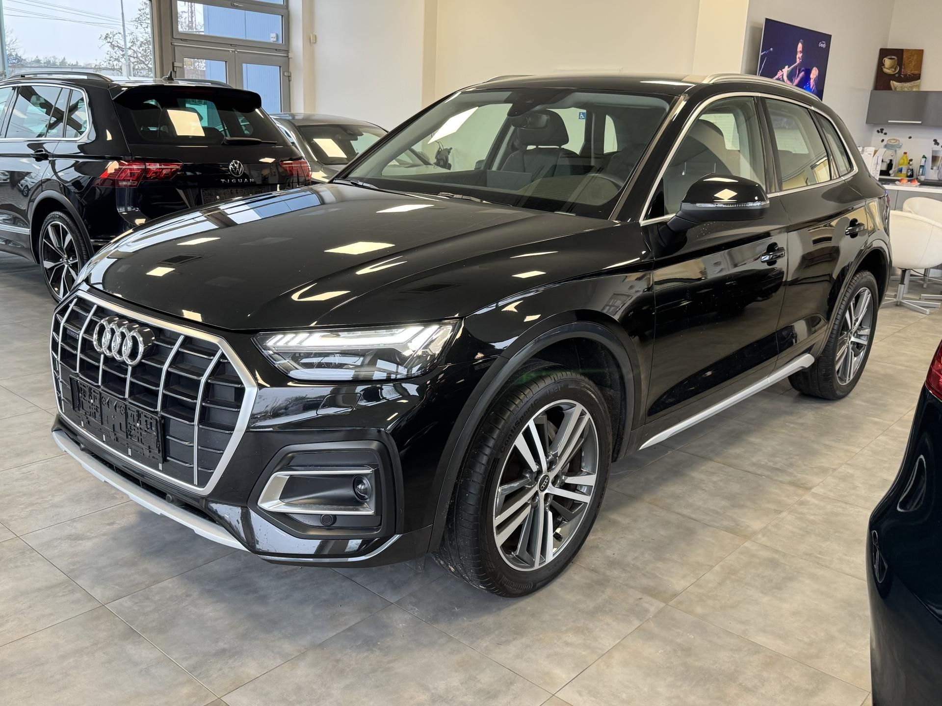 Audi Q5, 40TFSI 4x4 Advanced Tažné LED - fotka 3