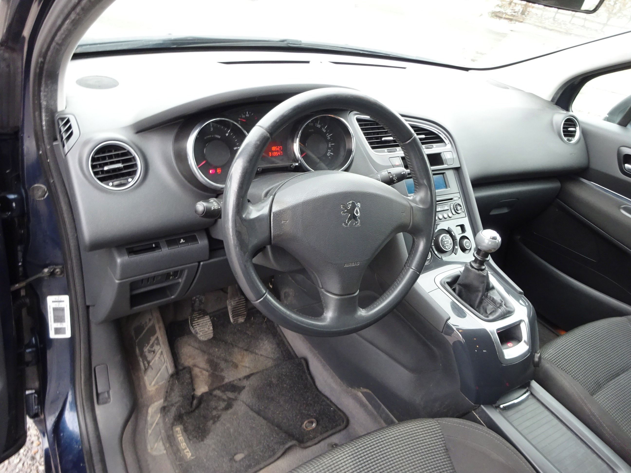 Peugeot 5008, 2.0 HDI (110 KW) - fotka 5