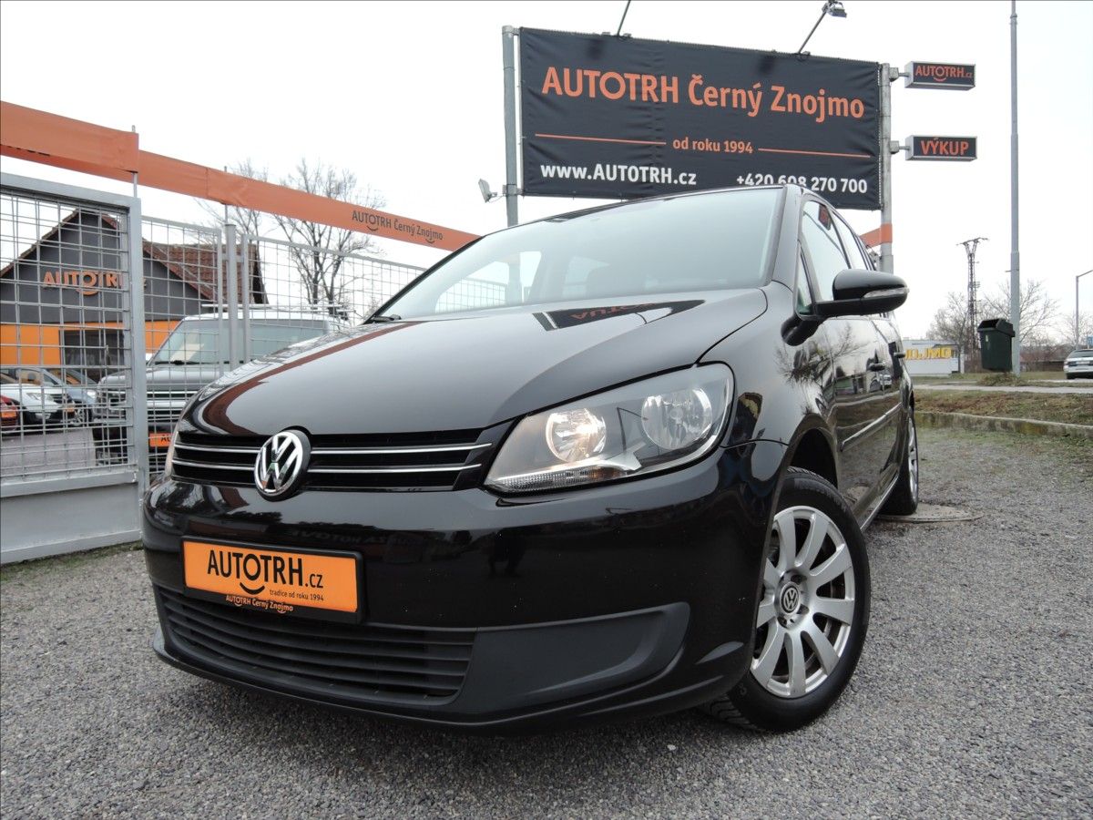 Volkswagen Touran, 2,0 TDi DSG 7.míst Kůže