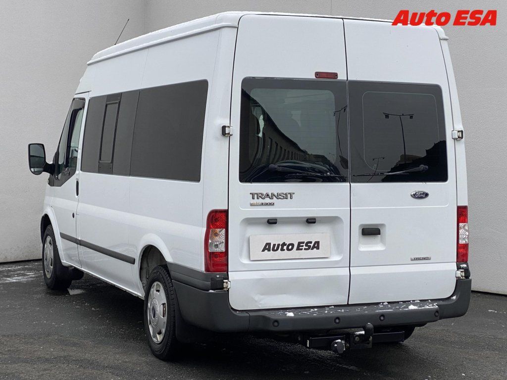 Ford Transit, 2.2TDCi L2H2 9míst,Trend - fotka 6