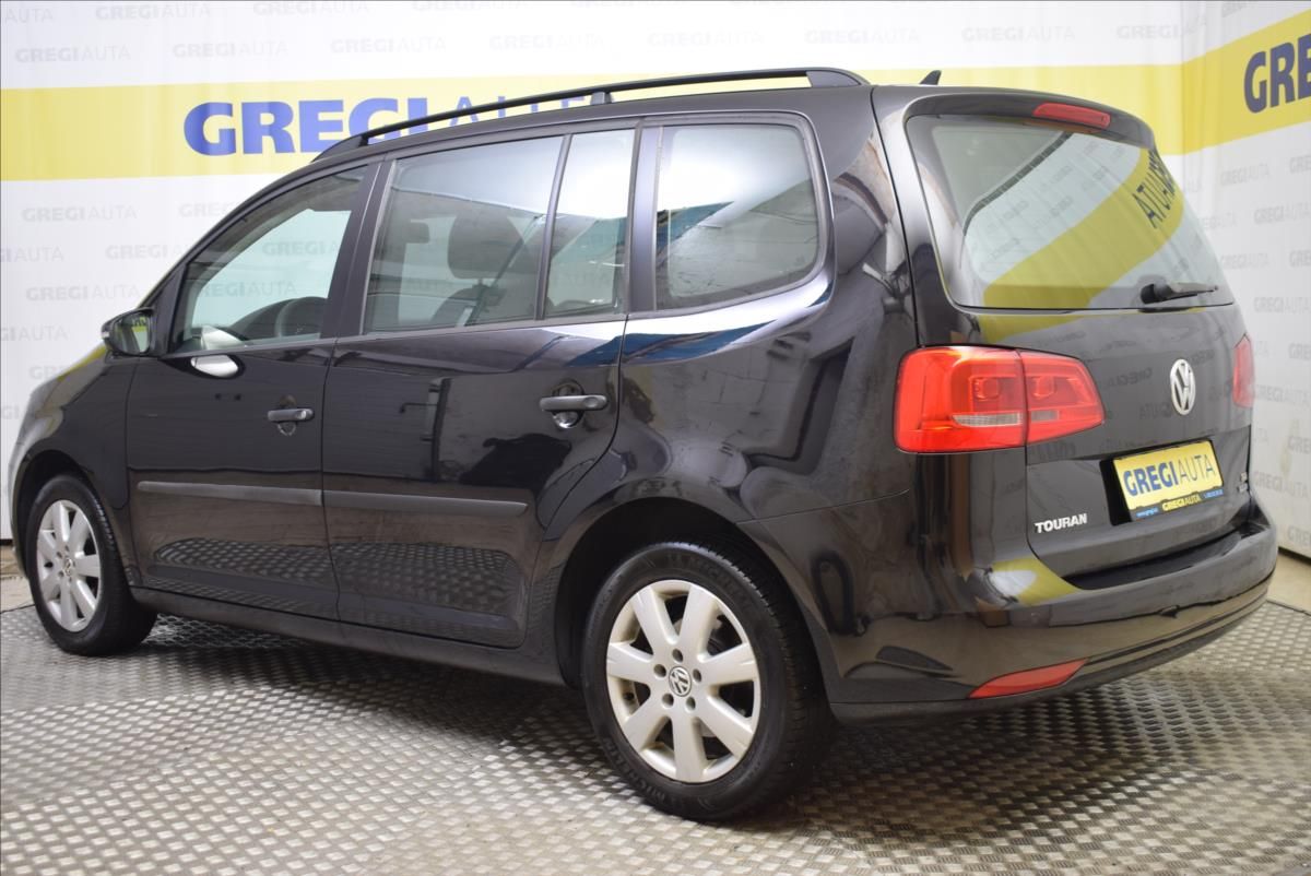 Volkswagen Touran, 1,6 TDi DSG PR.SERVIS,TOP STAV - fotka 5