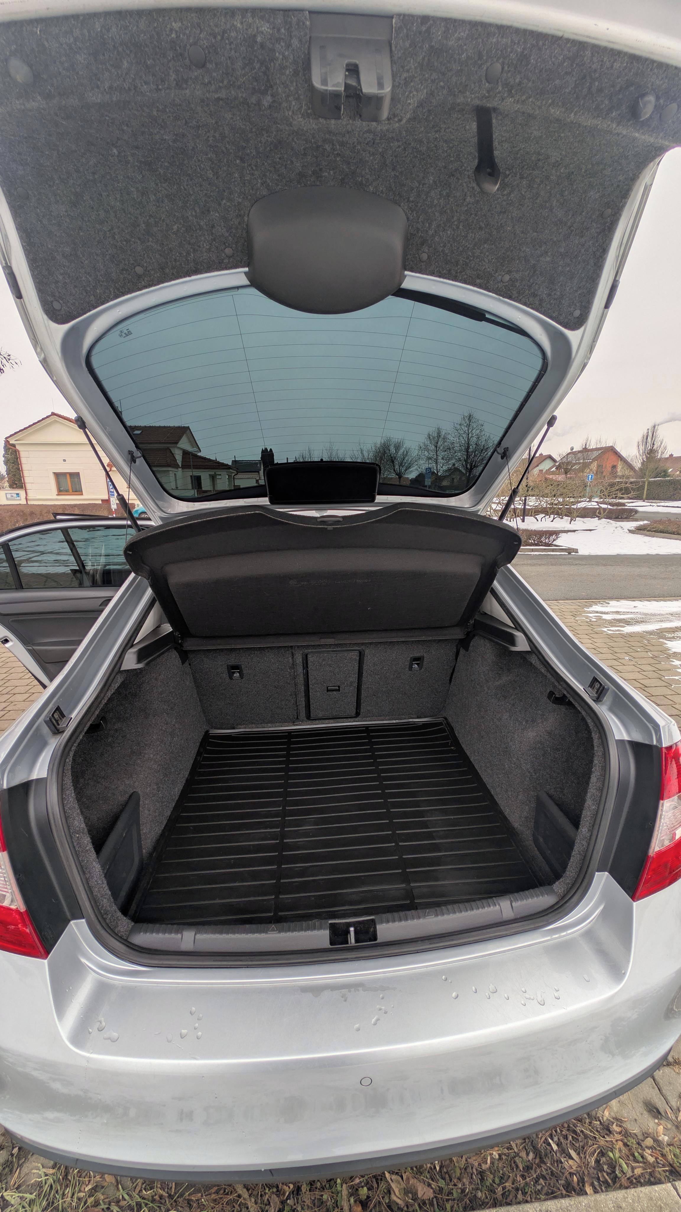 Škoda Rapid, 1.6 TDI 85 kW, bez investic - fotka 6