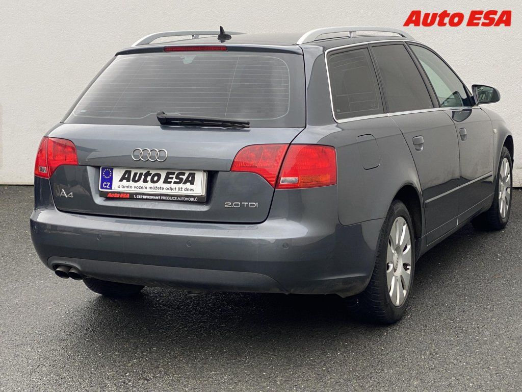 Audi A4, 2.0 TDi,AC,park.čidla - fotka 4