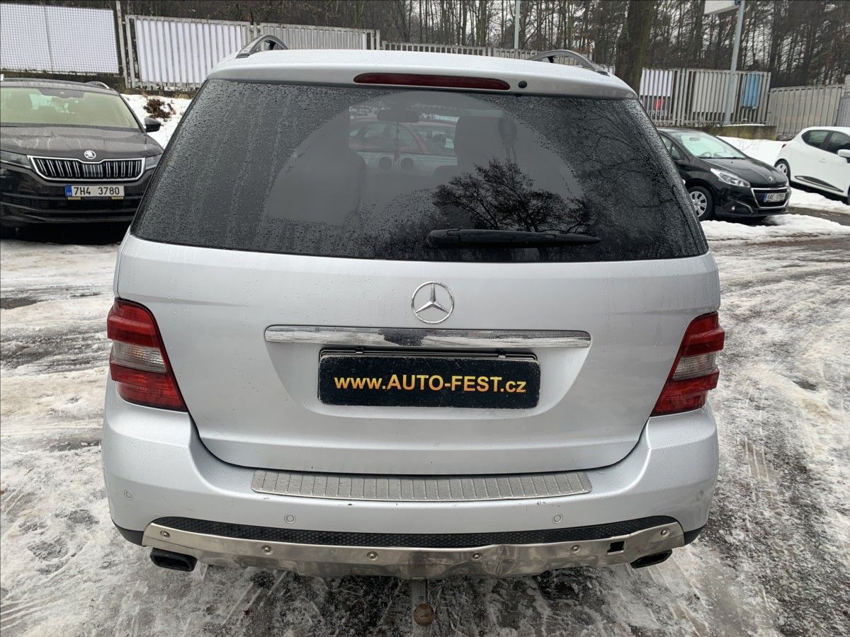 Mercedes-Benz Třídy M, 4,0 CDI - fotka 6