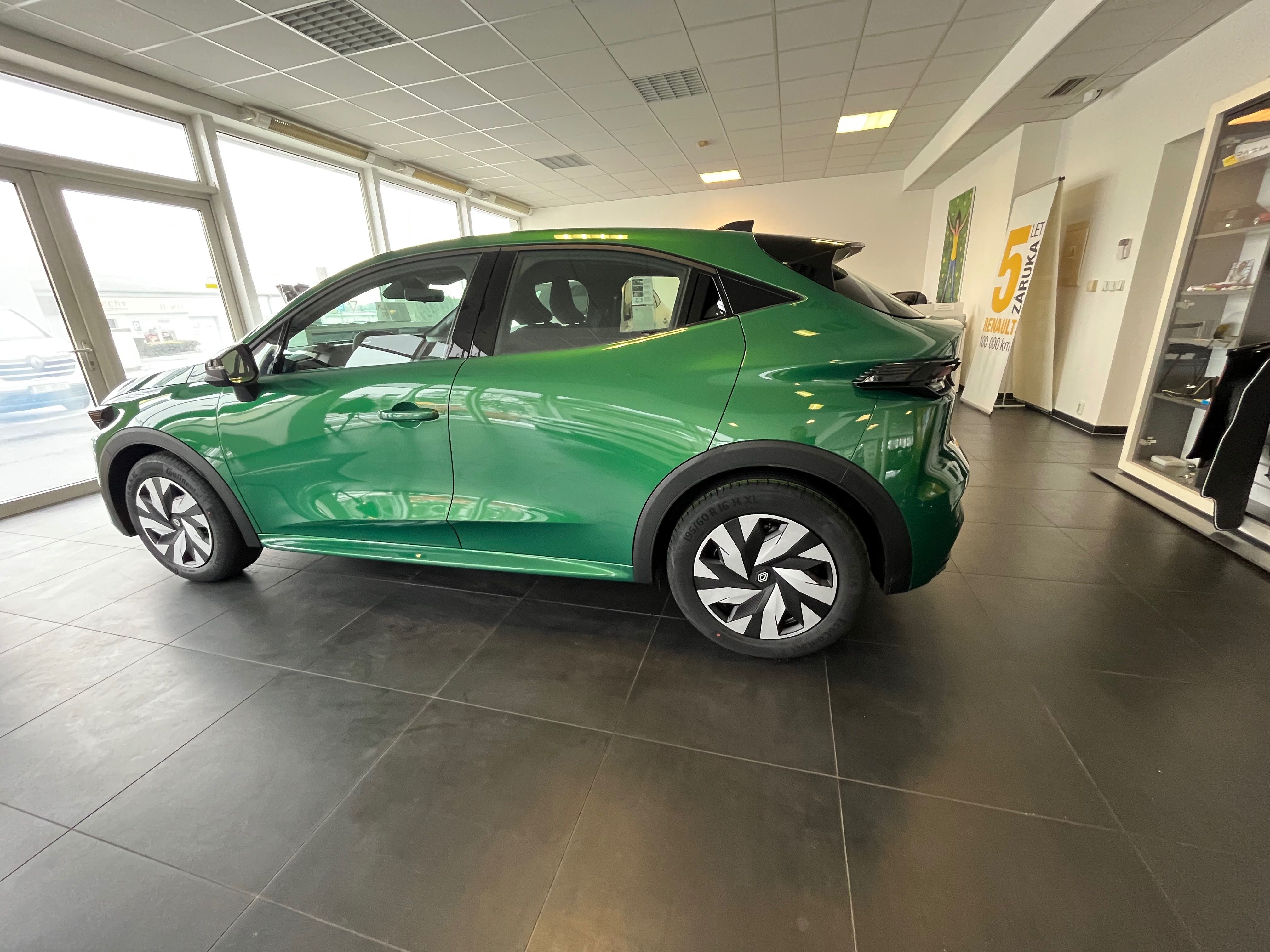 Renault Clio, 6 evolution TCe 115 SKLADEM - fotka 5