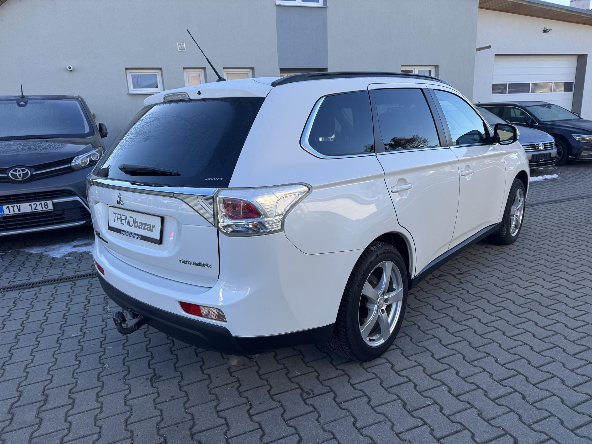 Mitsubishi Outlander, 2,2Di-D, ČR, 1.MAJ.,DPH - fotka 3
