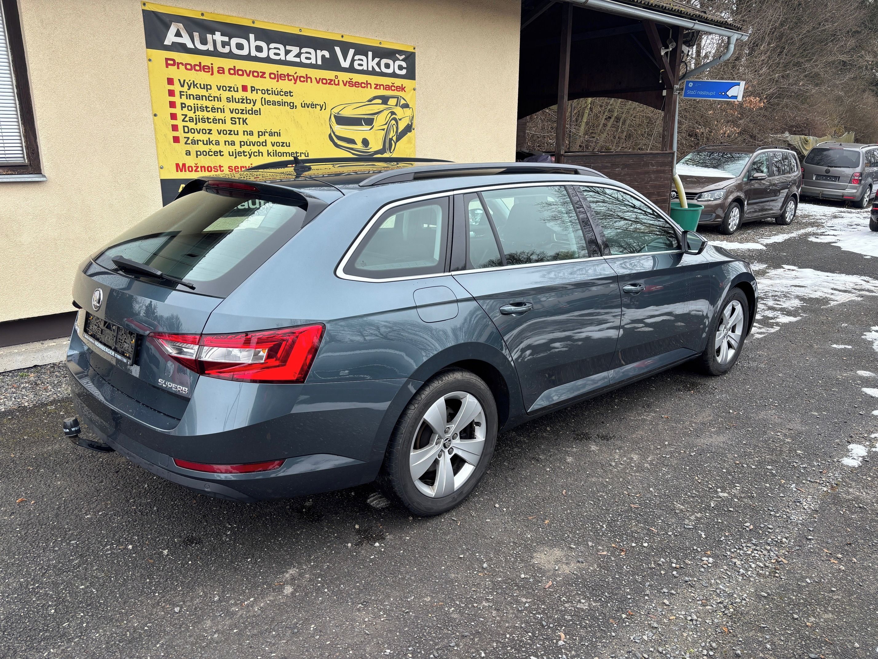 Škoda Superb, Rok2016,110KW,177914KM - fotka 4