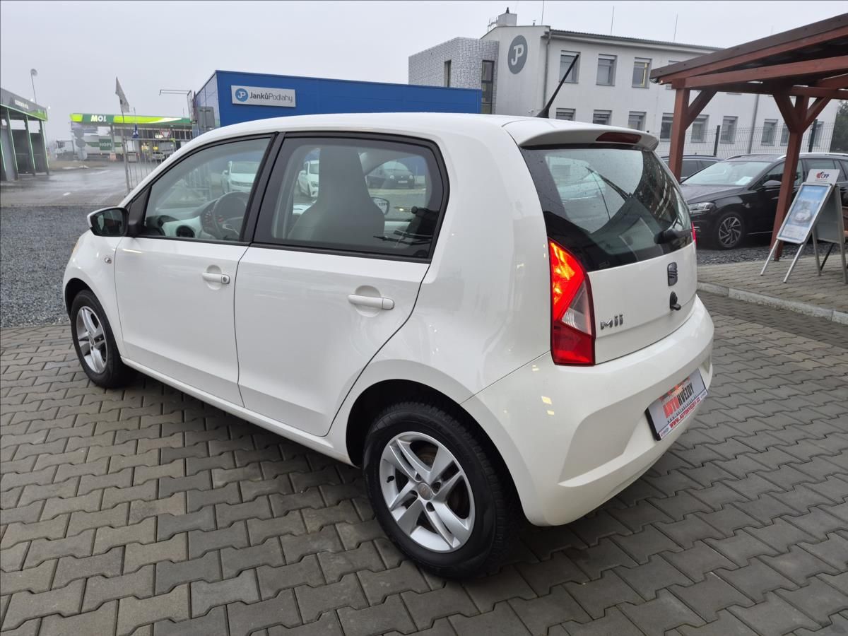 Seat Mii, 1,0 i Style 55kw KLIMATIZACE S - fotka 6