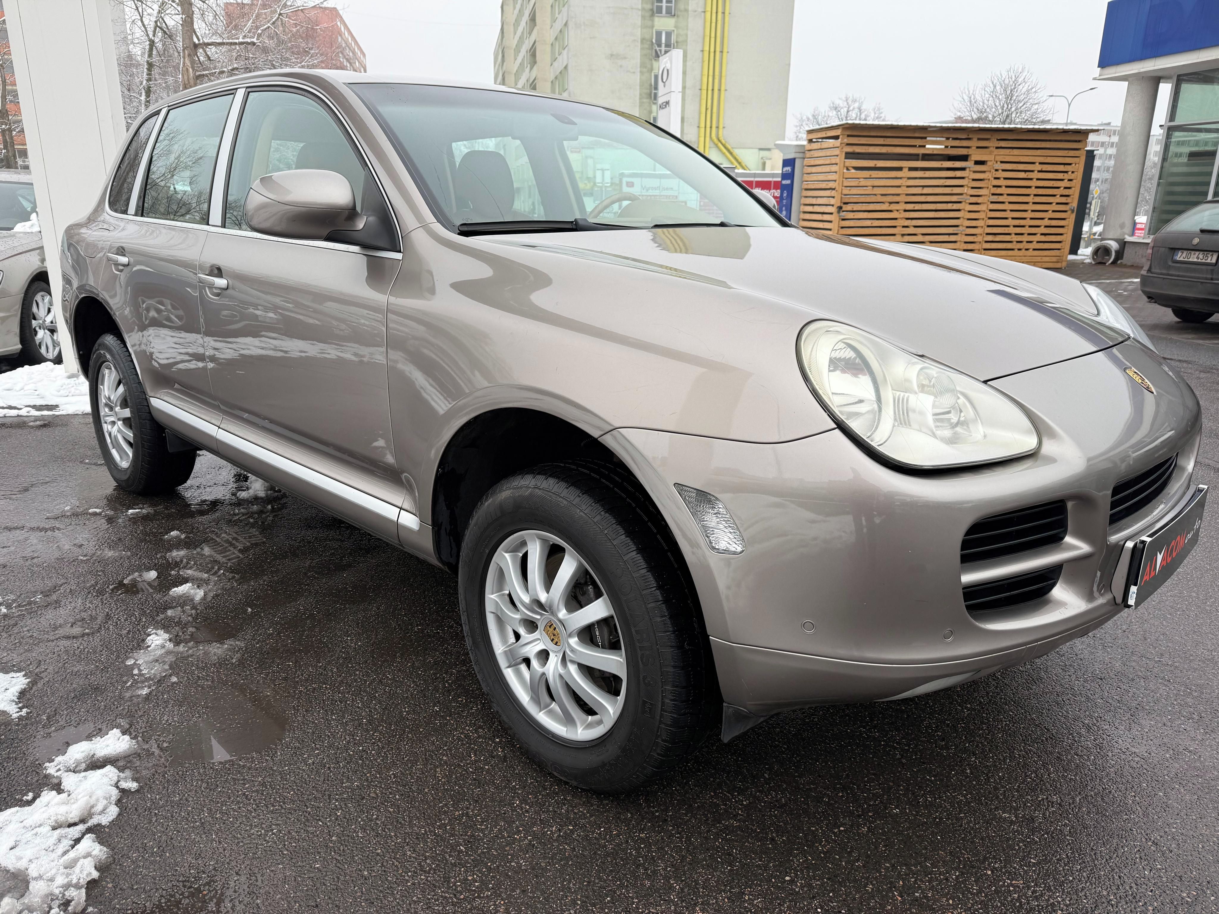 Porsche Cayenne, 3.2 V6, 4X4, Automat - fotka 4