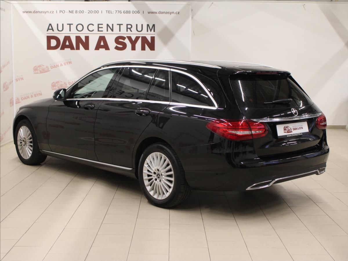 Mercedes-Benz Třídy C, 2,0 200 T EXCLUSIVE TOP! - fotka 6