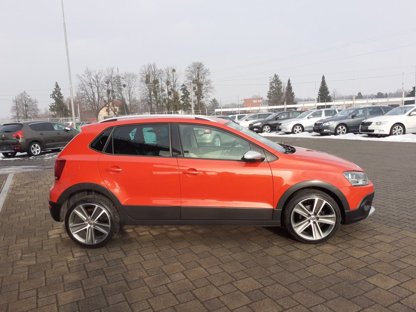 Volkswagen Polo, 1.2 HTP CROSS - fotka 3