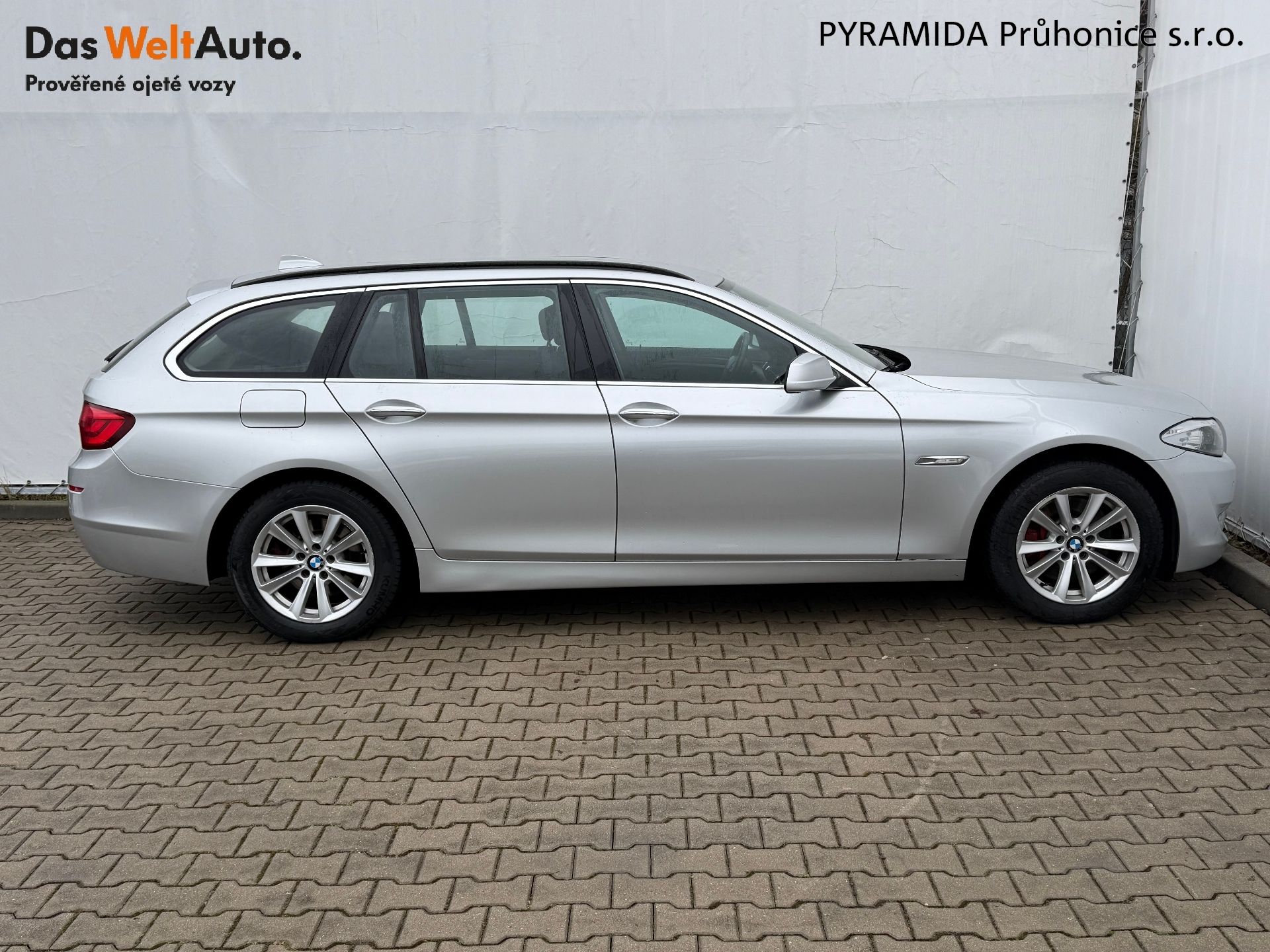 BMW Řada 5, 525D 160 kW XDRIVE - fotka 6