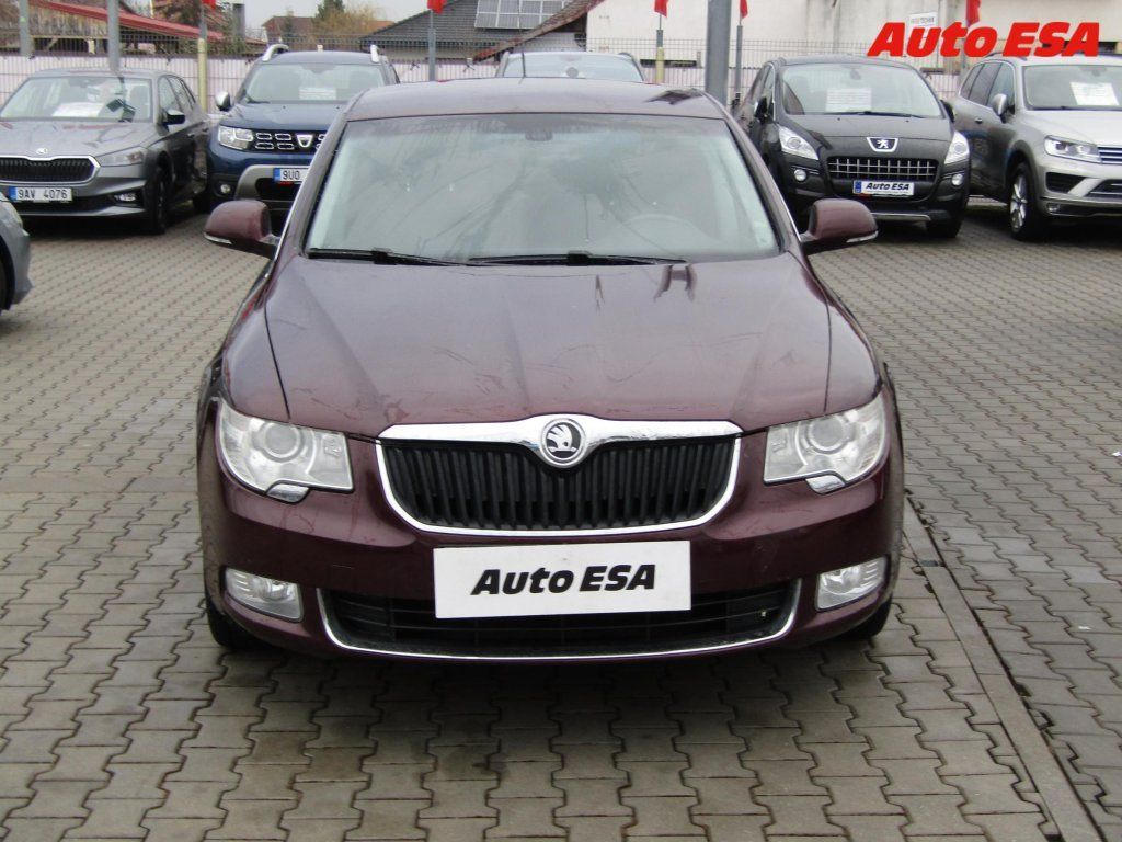 Škoda Superb, 2.0 TDi,ČR,Xenon,AC - fotka 2