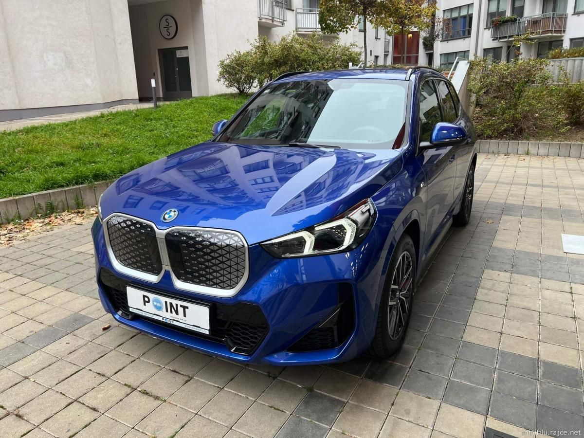 BMW iX1, Mpaket nájem od 18.900,-Kč/měs - fotka 3