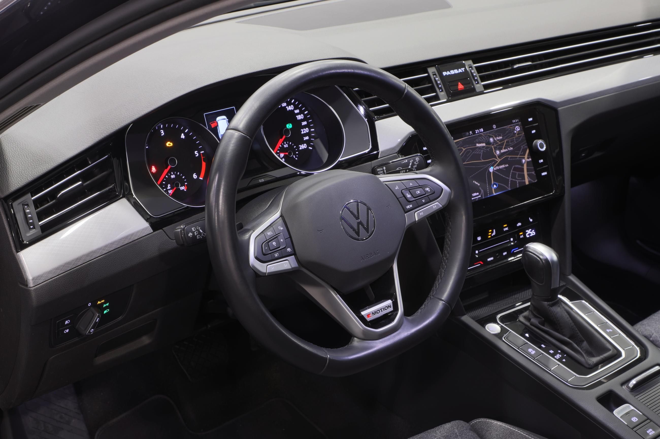 Volkswagen Passat Variant, 2.0 TDI 147kW 4x4 DSG / Záruka - fotka 6