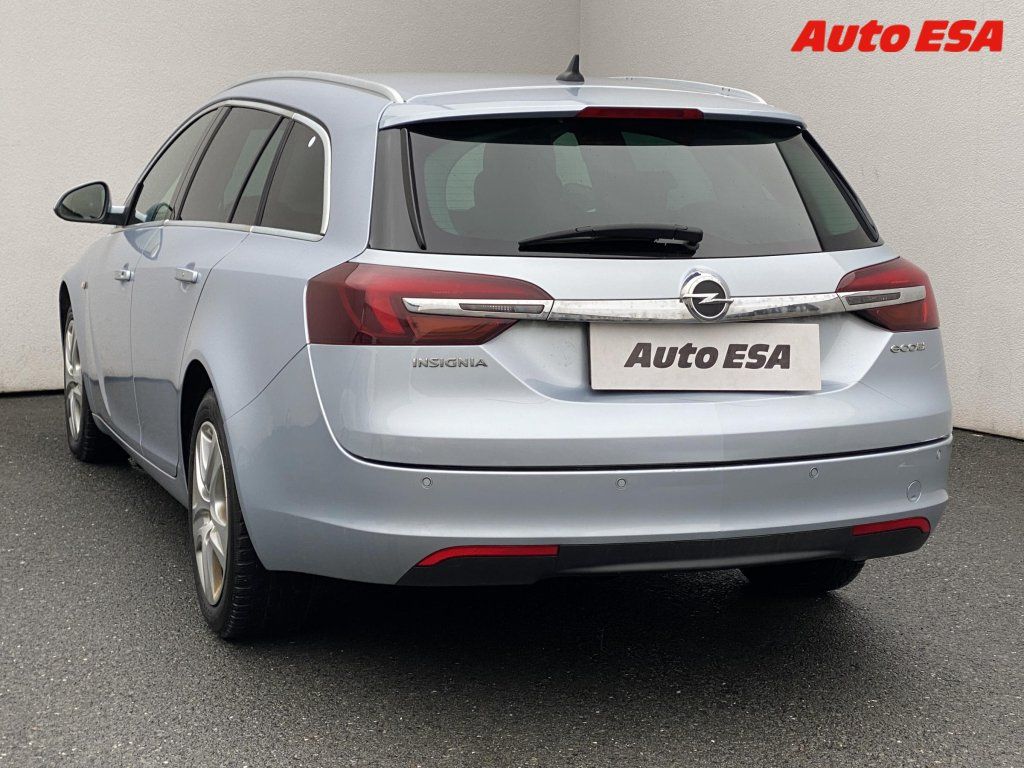Opel Insignia, 2.0CDTi Sport,bixen,kůže - fotka 6