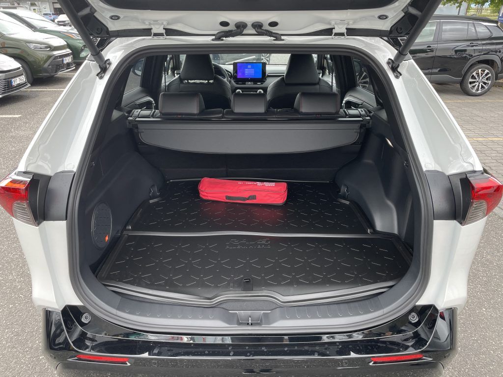 Toyota Rav4, 2.5 Plug-in Hybrid ODBĚR 7/26 - fotka 6
