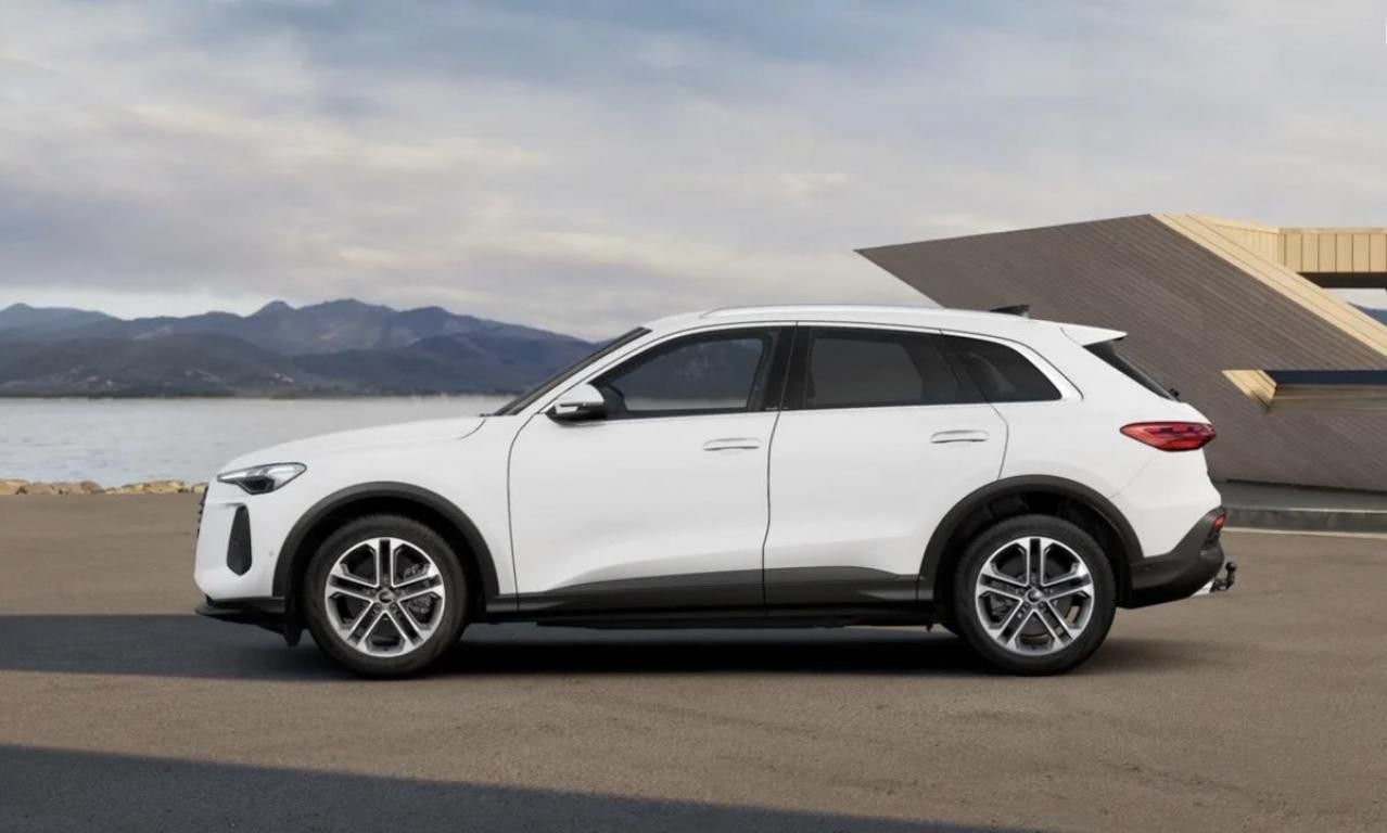 Audi Q5, Nájem již od 19 900,-Kč bez Dp - fotka 4
