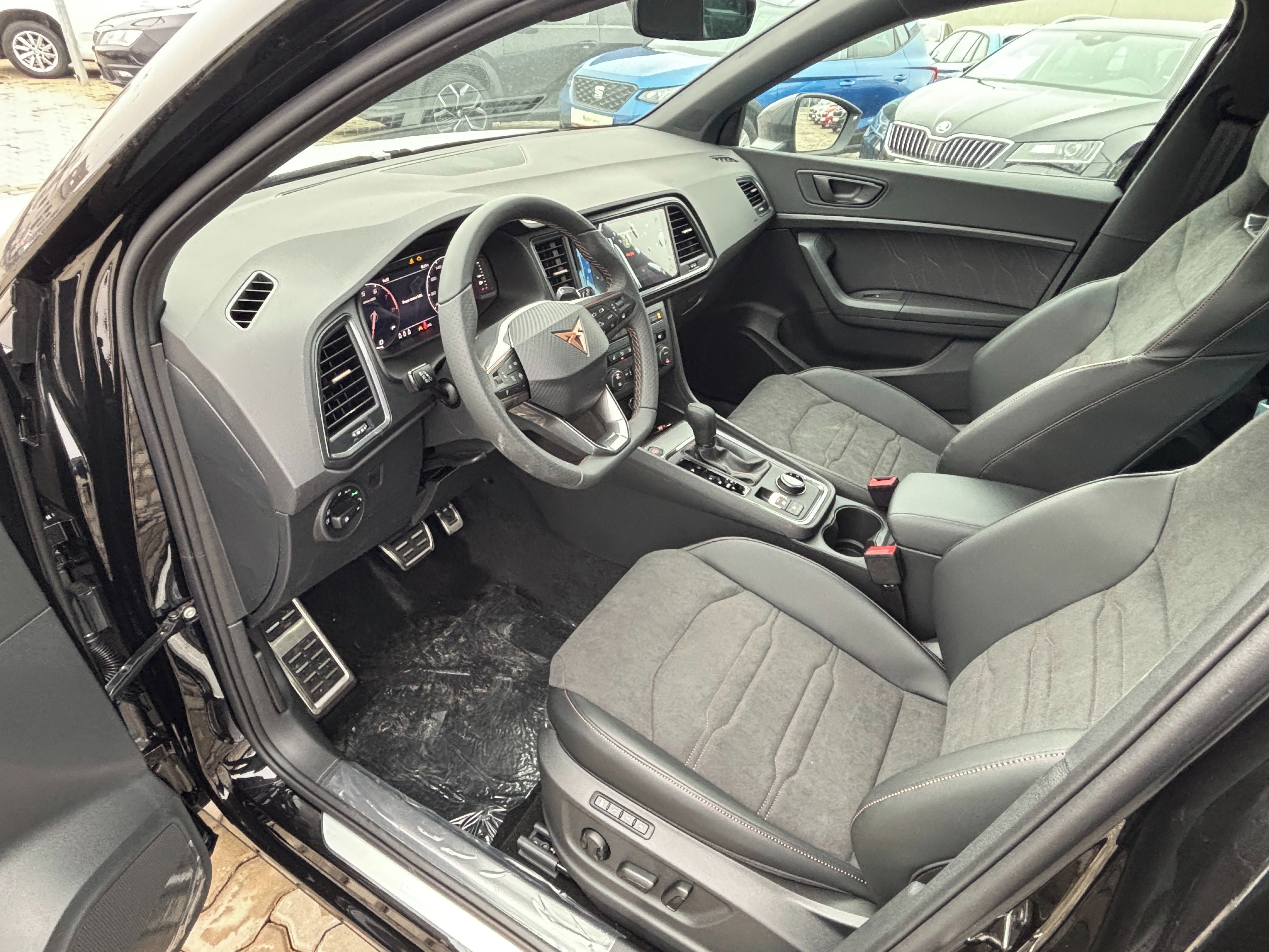Cupra Ateca, 1.5 TSI 150k DSG - fotka 2