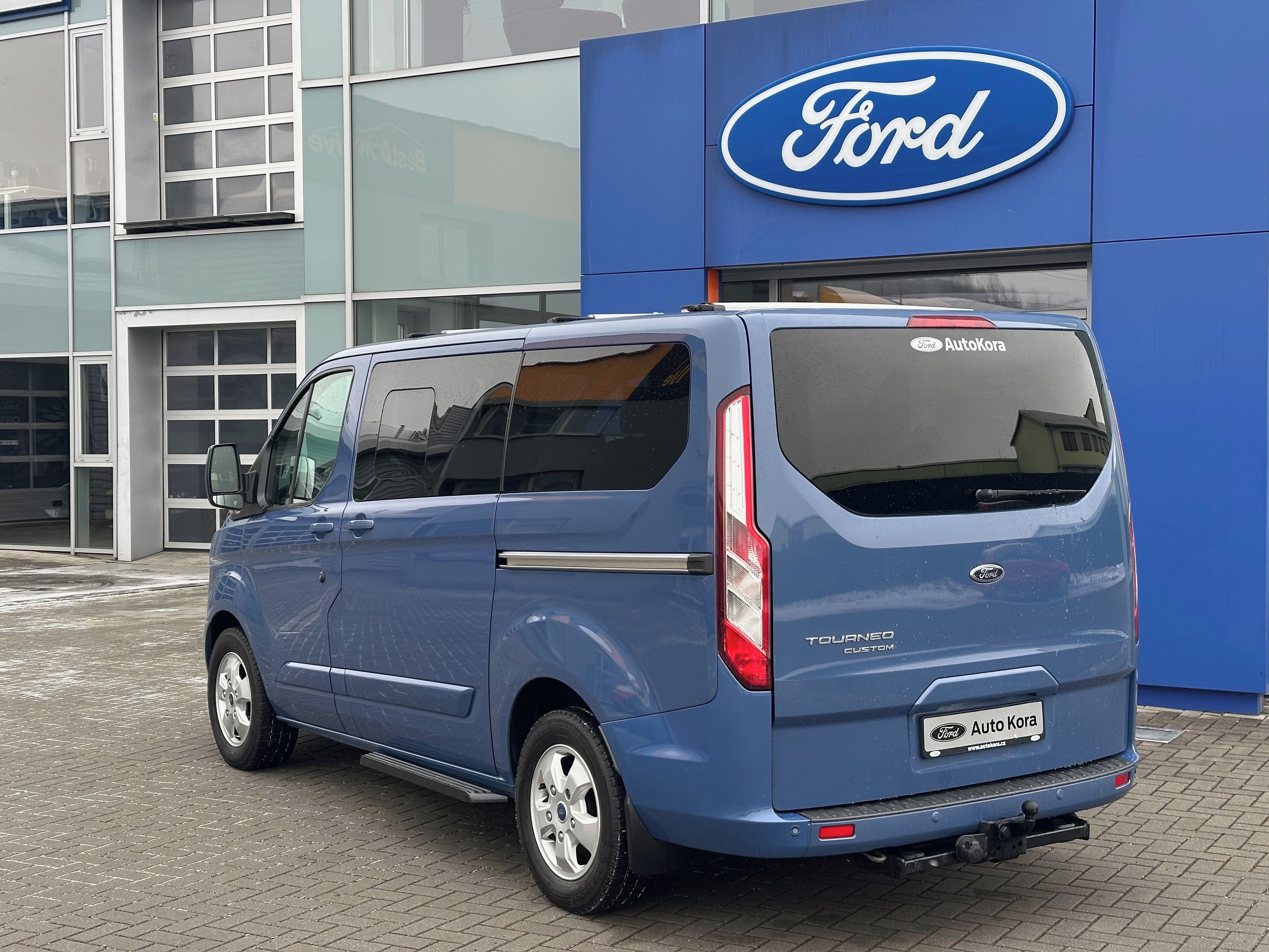 Ford Tourneo Custom, L1 8míst 125KW ČR Dealer FORD - fotka 2