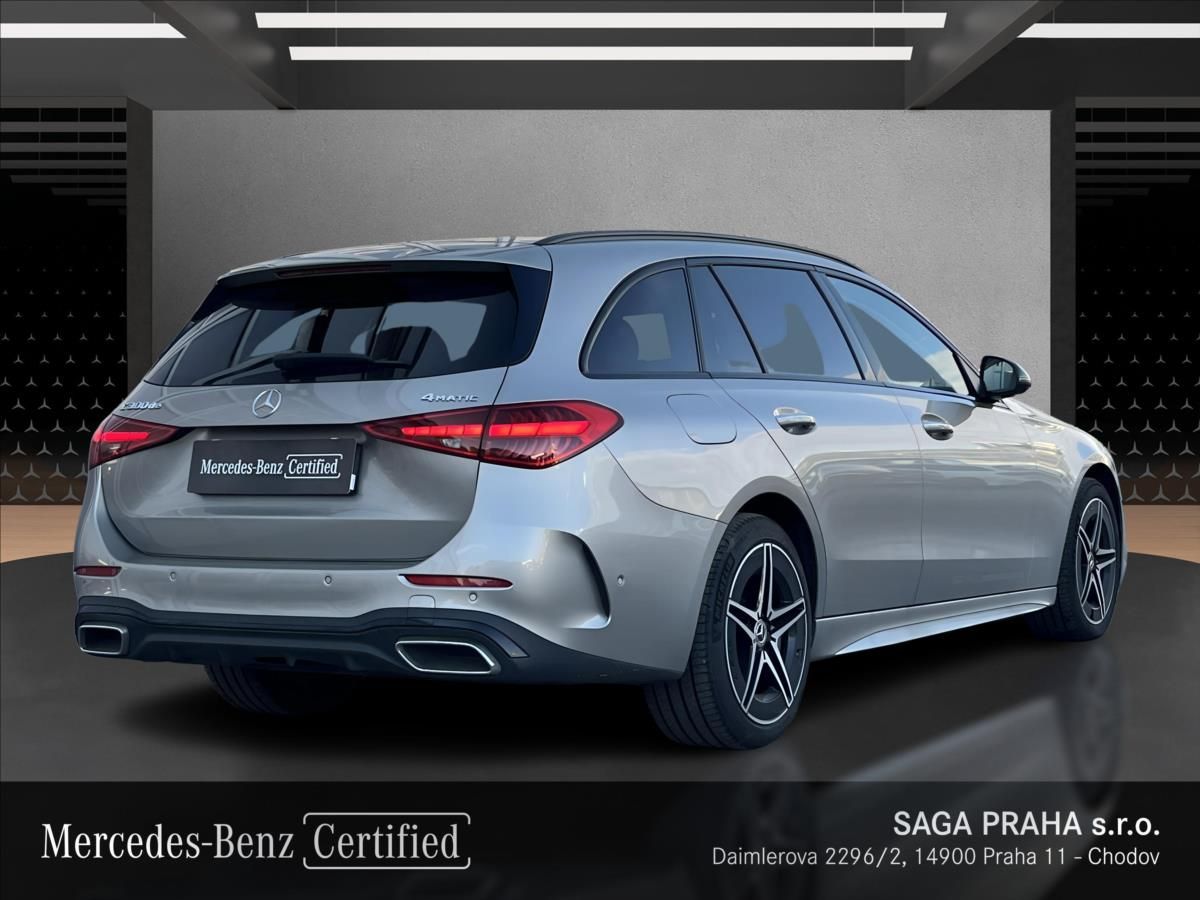 Mercedes-Benz Třídy C, C 300 de 4MATIC kombi - fotka 5