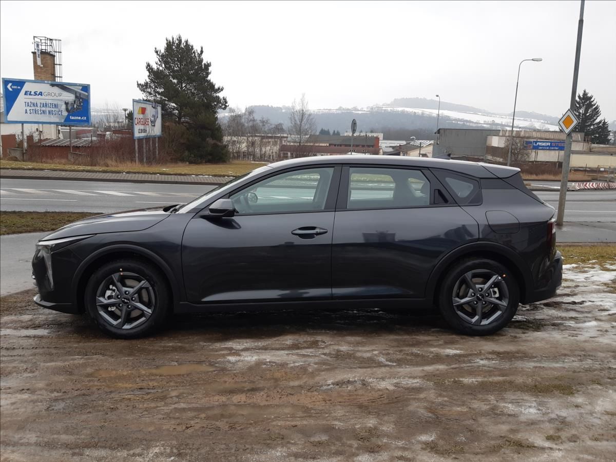 Kia K4, SPIN 1,0 85kW MT6 - fotka 2