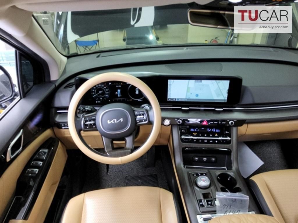 Kia Carnival, 2.2 Diesel Automat 6+3 místa - fotka 4