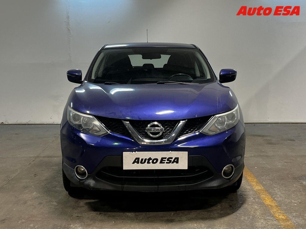 Nissan Qashqai, 1.2 DIG-T,ČR,AC,temp. - fotka 2