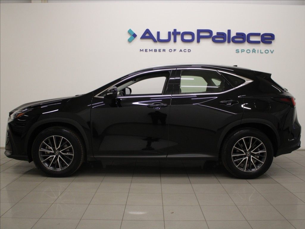Lexus NX 350h, 2,5 Hybrid Comfort TOP 29tkm. - fotka 5
