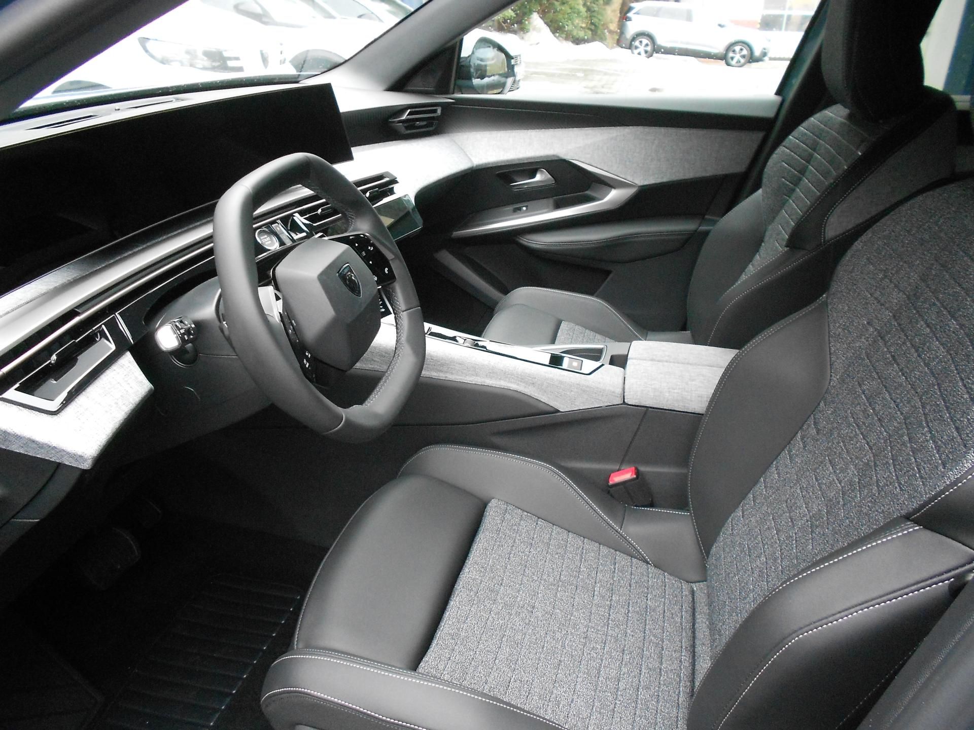 Peugeot 5008, ALLURE Hybrid 145 e-DCS6 - fotka 5