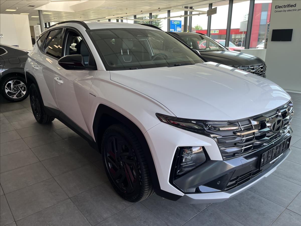 Hyundai Tucson, 1,6 T-GDI 118 kW4x4 20 LUXURY - fotka 5