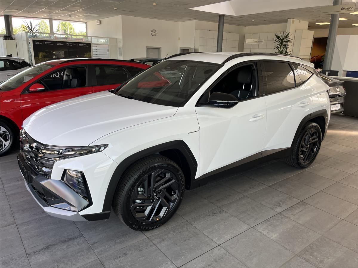 Hyundai Tucson, 1,6 T-GDI 118 kW4x4 20 LUXURY