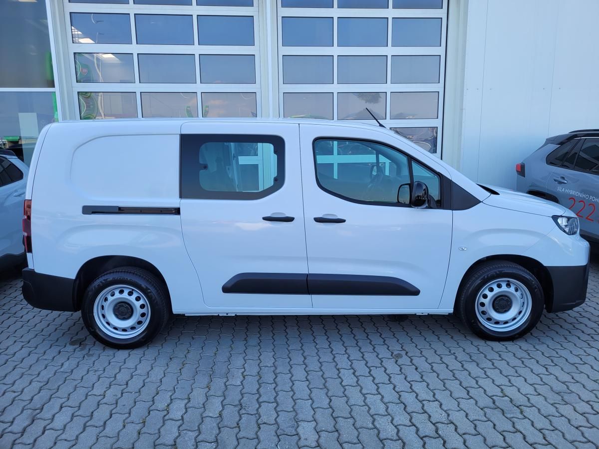 Toyota Proace City, CrewCab Comfort 130K - fotka 3
