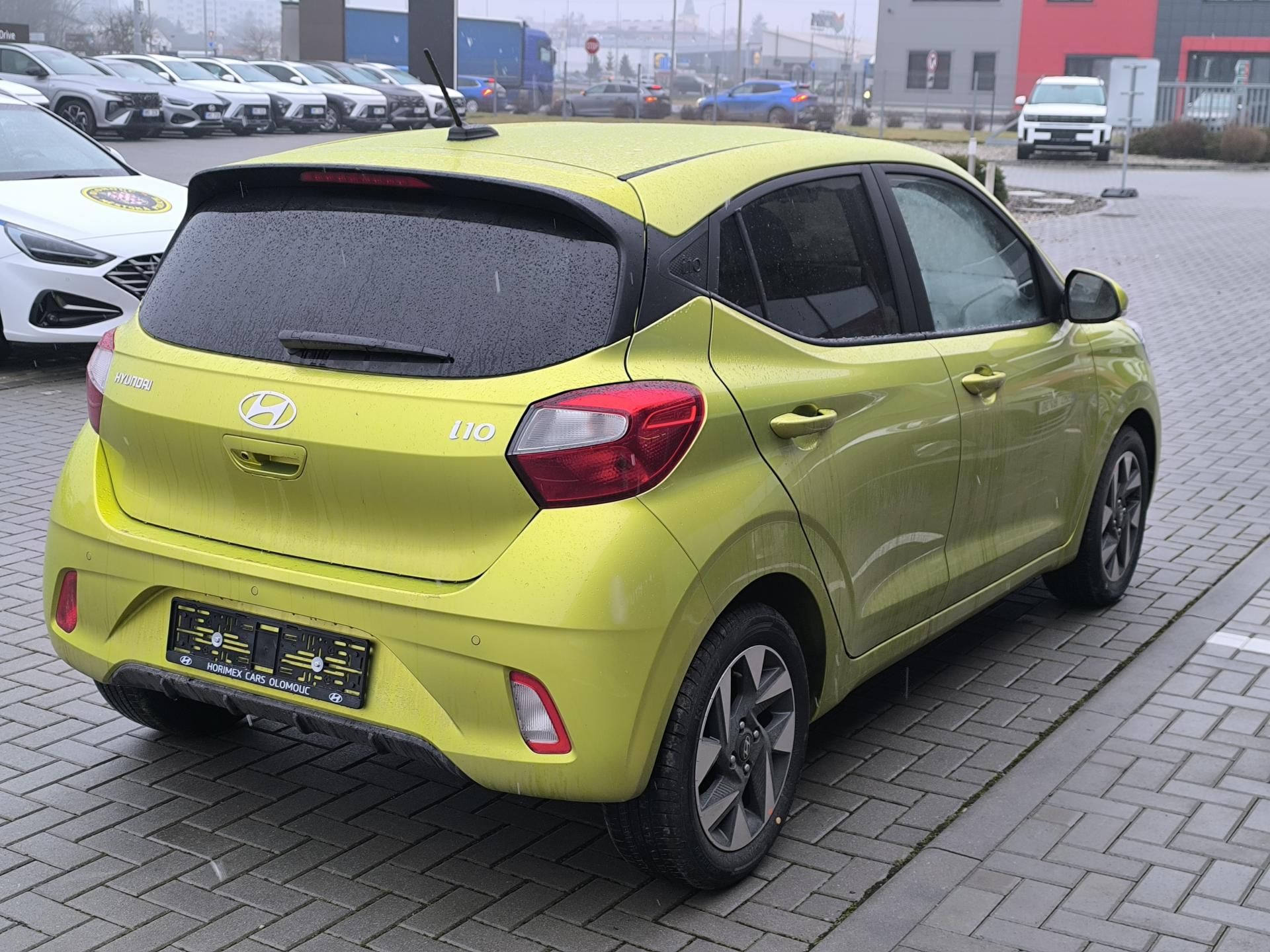 Hyundai i10, 1.0i SMART 15" ALU - fotka 5